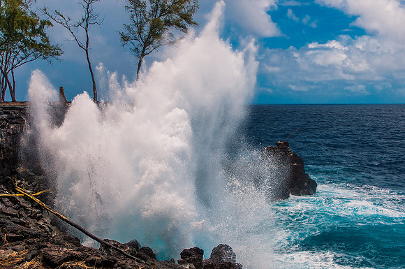 Crashing Waves